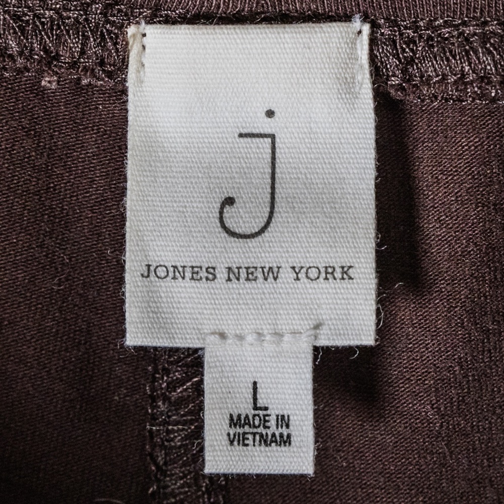 Jones New York Women's Pull On Siesta Capri Pants; Brown; Size: Large - Picture 7 of 8